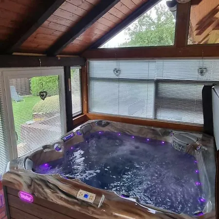 Pod Hradem Appartement *
